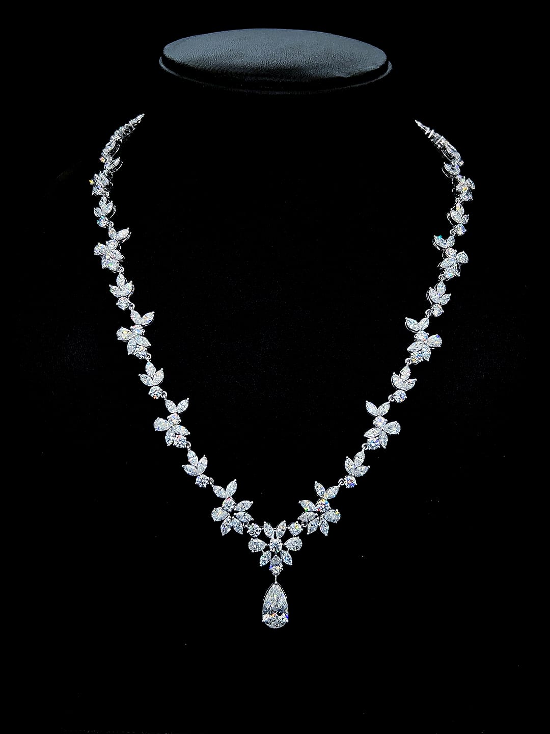 Flower Design Diamond Necklace